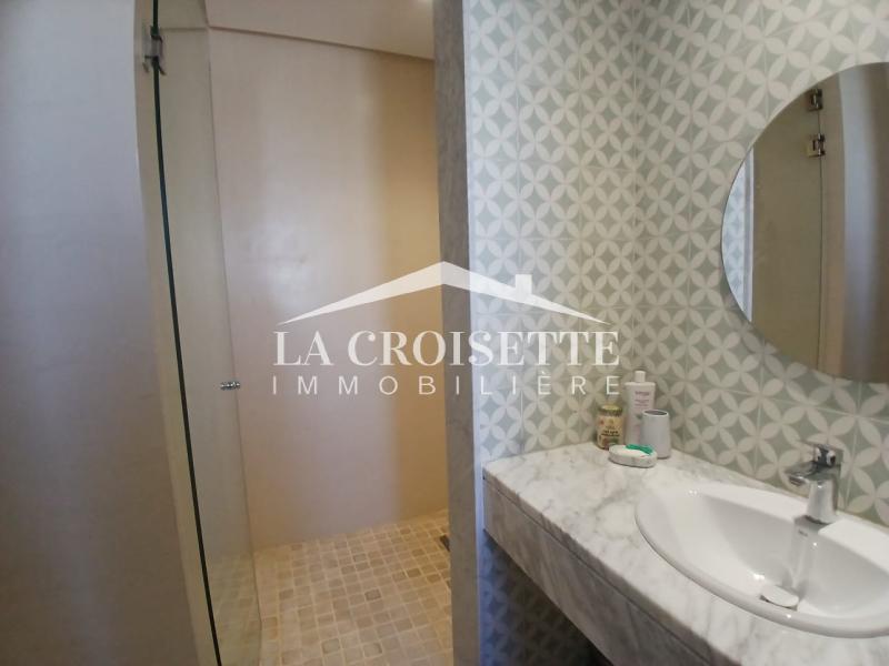 Appartement meublé S+2 avec terrasse à La Marsa